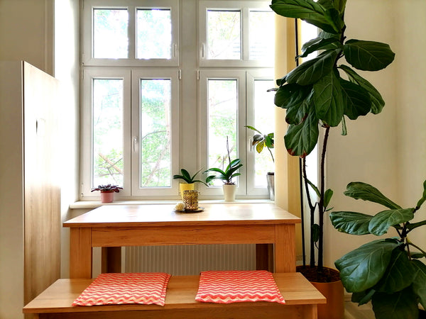Please read to the end.<br /><br />This Centrally Located room is perfect for re  F&F (Flexible Check-in&Free Breakfast)in Cozy flat Shared room in rental unit vacation rental 51385227