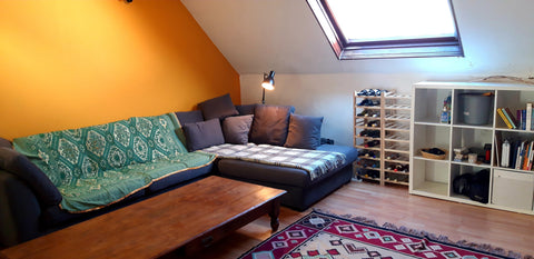 As I love to travel, I want to give you the opportunity to visit Brussels. <br / Schaerbeek, Belgium Cosy apartment - perfect for couples and long stay Entire condo vacation rental 19721235