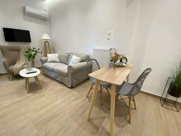 Complete living facilities in the homestay，Equipped with iron, ironing board, ha Athens, Greece Home sweet Home -AT033 Entire condo vacation rental 54138156