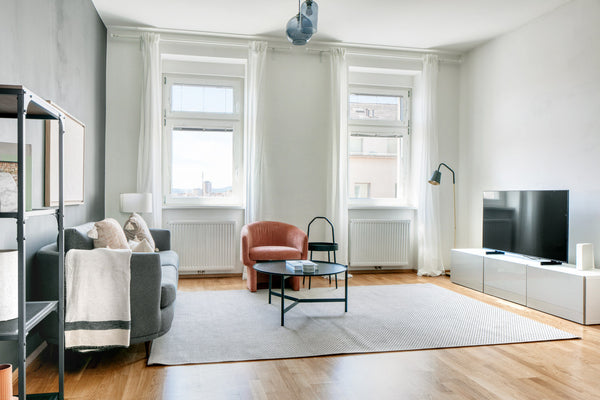 Feel at home wherever you choose to live with Blueground. You’ll love this spaci Vienna, Austria Favoriten 1BR w/ Elevator, 1min to HBF Entire rental unit vacation rental 643330415886389725