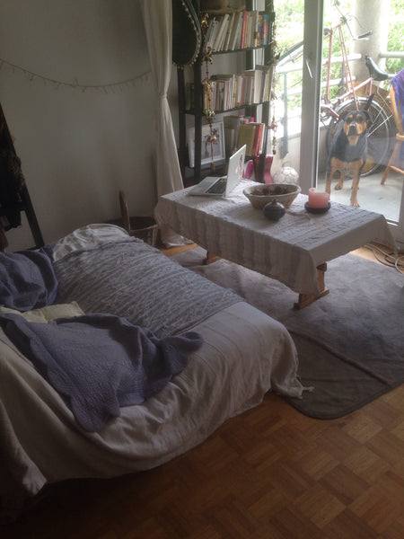 Appartement situé à 5 minutes de 2 parcs (Buttes Chaumont, parc de la Villette), Paris, France Grand studio personnalisé et balcon Entire rental unit vacation rental 19573999