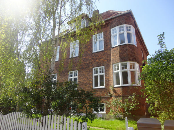 This beautiful and spacious family villa apartment on 90 square meters with gard Copenhagen, Denmark Villa apartment w/ garden Entire townhouse vacation rental 25273198
