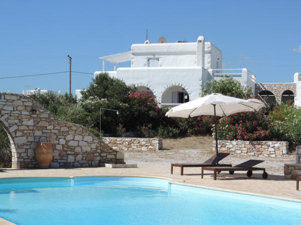 Villa Paros - Sleeps: 8-11 guests - Bedrooms: 4.<br /><br />Beautiful holiday vi  Archipelagos villas-Villa Paros for 8-11 with pool Entire villa vacation rental 2630676