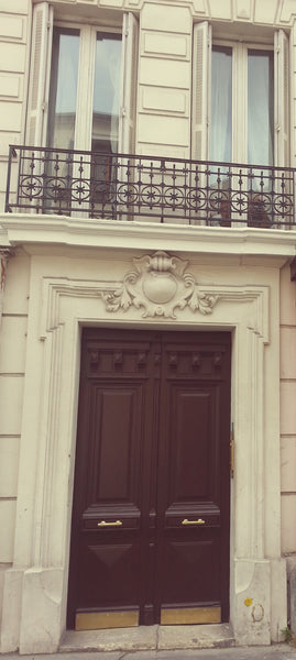 The apartment is on the first floor situated in a quiet one way street . Entranc  Charming cozy parisian 1 bed flat Entire rental unit vacation rental 15459510