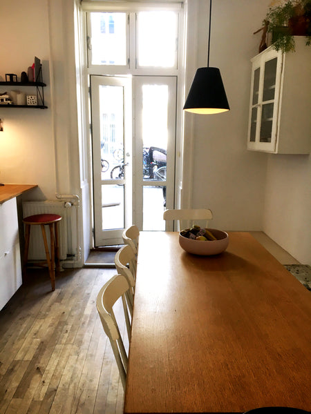 Hyggelig lejlighed på charmerende Christianshavn, kun få minutters gang fra de s Copenhagen, Denmark Lejlighed midt i Kbh - perfekt for familier! Entire rental unit vacation rental 49219140