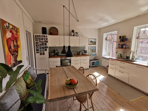 Cosy and family friendly apartment at the cool and relaxed part of Nørrebro with Copenhagen, Denmark Spacious and bright apartment at Nørrebro Entire rental unit vacation rental 52106340