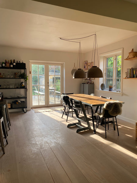 Master mason villa from around 1930 - fully renovated.<br /><br />The house is s Copenhagen, Denmark Renoveret murermestervilla i dejligt kvarter. Entire villa vacation rental 701445377399943839