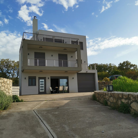 Be surrounded by nature & yet have all the comforts of home!Be our guest,at our  Rethimnon, Greece Oak Tree Cozy Apartment Entire condo vacation rental 32907270