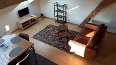 In een oase van rust worden de stallen van een eeuwenoude hoeve verbouwd tot com  Appartement 2 slaapkamers in gerenoveerde hoeve Entire rental unit vacation rental 572344130164013171