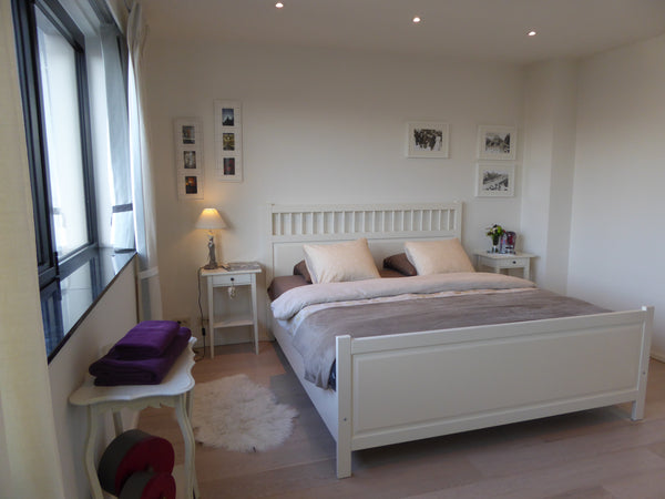 Apartment 170M2. 2 bedrooms of 20m2. Friendly and family atmosphere. Bedroom wit Brussels, Belgium Room with private bathroom. 5 min from the center Private room in rental unit vacation rental 14985329
