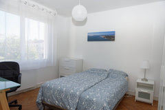 Idéalement situé à Talence, proche du bois de Thouars, dans un quartier calme, c Bordeaux, France Jolie chambre dans grande maison avec jardin (1) Private room in home vacation rental 33709379