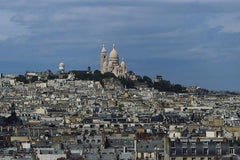 Emplacement : Situé sur la Butte Montmartre, à 30 secondes de la place des Abbes Paris, France Charmant 3 pièces au coeur de Montmartre Entire rental unit vacation rental 20346302
