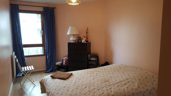 Lit 2 places très confortable, avec couette et 2 oreillers<br />Chambre tout con Paris, France Chambre privée à 10 mn de Paris la Défense Private room in rental unit vacation rental 6281467