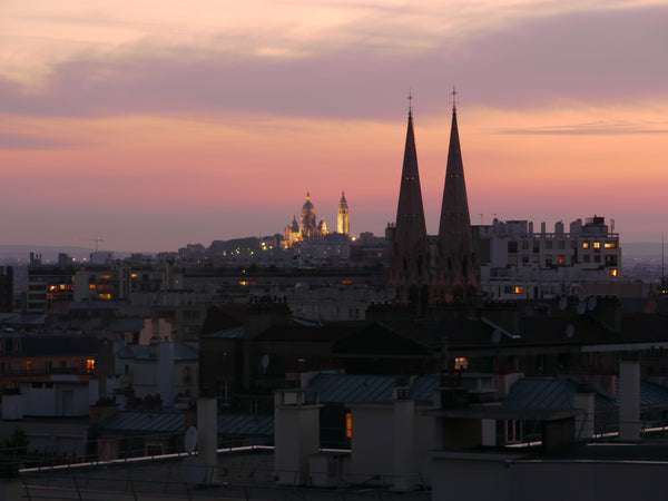 Modern studio in a quiet local area of Paris, with a large balcony to admire the Paris, France Studio with Panoramic view of Paris Entire rental unit vacation rental 1070274