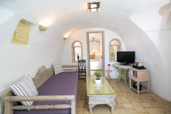 The suite has maintained Cycladic architecture and is decorated with antiques fr  Executive Suite,Semi-PrivateHot-tub - Alexander's Room in hotel vacation rental 42751833
