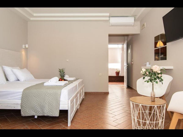 Girogiali hotel is a unique, beach front, summer, family resort of 28 spacious a  Girogiali beach hotel Private room in guesthouse vacation rental 50073086