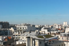 Nice flat with fully equipped kitchen.<br />Large balcony facing a quiet garden  Nice, France Friendly studio with open view Entire rental unit vacation rental 11332781