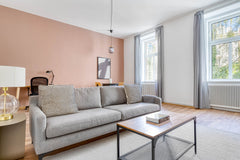 Show up and start living from day one in Vienna with this lovely one-bedroom Blu Vienna, Austria Historic Alsergrund 1BR, nr Donaukanal Entire rental unit vacation rental 712095194225461454