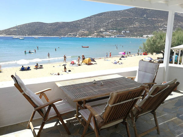 Waterfront beachouse in Platy Gialos beach of Sifnos, sleeps 6 plus 1 kid. The s Greece Sifnos waterfront house sleeps 6+ Cycladic home vacation rental 27735596