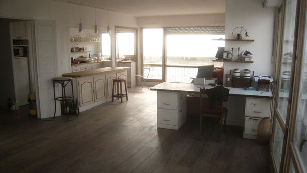 <b>The space</b><br />Here I propose a large (PHONE NUMBER HIDDEN)) apartment, c Paris, France Spacious appartement 23th floor Entire rental unit vacation rental 1134848