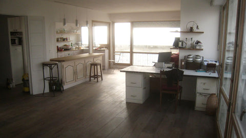 <b>The space</b><br />Here I propose a large (PHONE NUMBER HIDDEN)) apartment, c Paris, France Spacious appartement 23th floor Entire rental unit vacation rental 1134848
