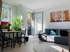 Very quiet & peaceful flat with sunny Balcony, walking distance to central stati Vienna, Austria Walk to Metro, Central Station, Shopping Street ♥ Entire rental unit vacation rental 576233812629811810