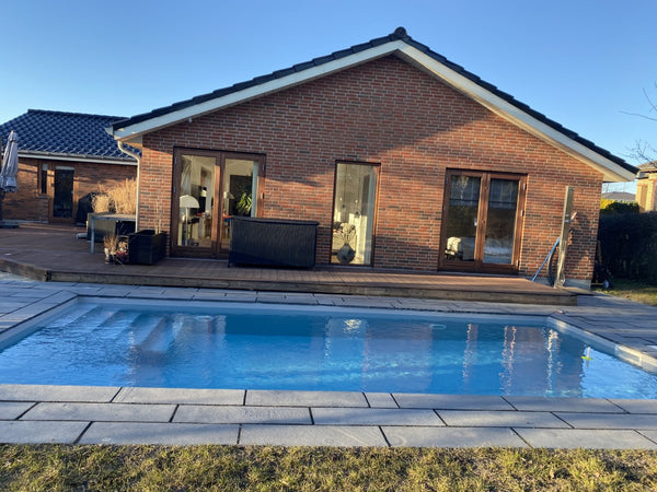 Dejligt 1-plansvilla på 205 kvm med egen pool i roligt villakvarter. <br /><br / Copenhagen, Denmark Villa med stor opvarmet pool nær strand og city Entire villa vacation rental 22967513