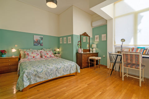 A lovely and unique 90 m2 -up to 8 guests- apartment located on the 4th floor of Athens, Greece Comfy & Sunny flat w/h balcony@center up to 8ppl! Entire rental unit vacation rental 21361455