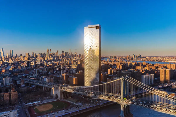 Immerse in luxury at our private master suite with a modern en-suite bathroom in New York, NY Rental unit in New York · 1 bedroom · 1 bath Private room in rental unit vacation rental 948566915733303630