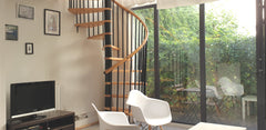 T2, Duplex très calme et lumineux de 45m² à 14 min à pied de la gare de la Part- Lyon, France Verdure et Calme au centre Ville!Duplex sur Jardin Entire loft vacation rental 48348846
