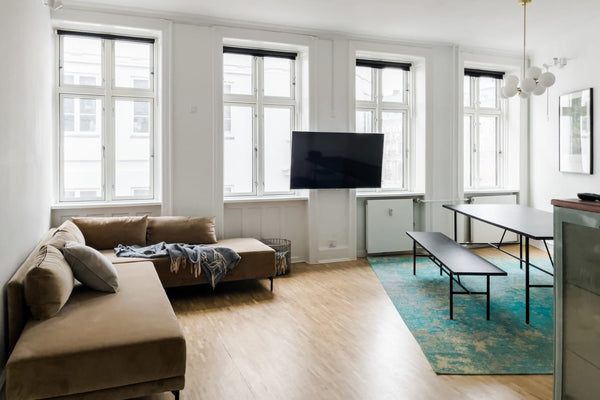 Charismatic and newly renovated apartment in the Heart of Copenhagen.<br /><br / Copenhagen, Denmark Nordic Design. Newly Renovated. Next To Parliament Entire serviced apartment vacation rental 53947099