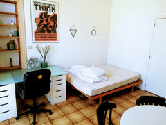 Charmant petit studio situé dans le quartier universitaire du cimetière d'Ixelle Brussels, Belgium Charmant studio au cimetière d'Ixelles Entire rental unit vacation rental 43812545