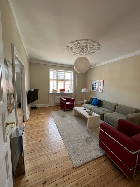 Lejligheden er 108 kvm med 4 værelser og bad og køkken. Din familie vil være tæt Copenhagen, Denmark Dejlig stor lys lejlighed tæt ved grønne områder. Entire condo vacation rental 666239839493886793