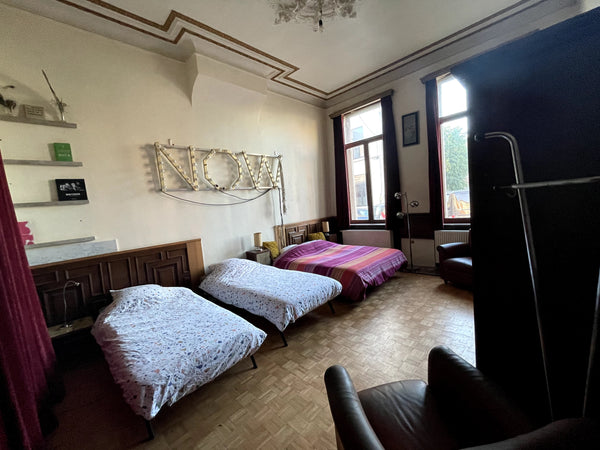 The owner is a comedian who lives already 3 decades in town. Tips on food, drink Ghent, Belgium Spacy Room Old Townhouse Cool Vibe Late Check-out! Private room in townhouse vacation rental 36578779