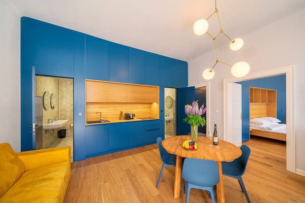 Stylish and completely renovated 2-bedroom apartment in the most vibrant foodie   Quiet city center apartment in hip foodie area Entire rental unit vacation rental 26710582
