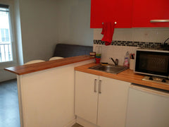 This cozy studio is situated in the center of Paris. It's a 10 minutes walk to t Paris, France Cozy apartment in Paris Entire rental unit vacation rental 10098226