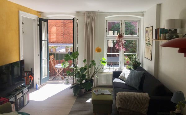 Skøn og ugeneret lejlighed på grænsen mellem Vesterbro og Frederiksberg. Lejligh Copenhagen, Denmark Skøn, rolig lejlighed tæt på Vesterbros puls Entire condo vacation rental 622281688896517057