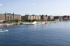 Light and bright apartment, highly modernly furnished. Includes free WIFI + Netf Copenhagen, Denmark Design Apartment in the Heart of Islands Brygge Entire rental unit vacation rental 40775946