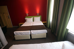This room includes TV, free Wi-Fi and a private bathroom.Room Facilities: Shower Etterbeek, Belgium Hotel Derby - Triple room Private room in bed and breakfast vacation rental 42185847