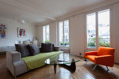 Venez faire halte chez moi, au calme au cœur d'un quartier animé. De Bastille, à Paris, France Grand 2 pièces pour deux personnes Entire rental unit vacation rental 5113432