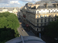 Mon logement est proche du quartier des théâtres, du boulevard Haussmann et ses   Chaleureux et en plein centre de Paris Entire rental unit vacation rental 13402809
