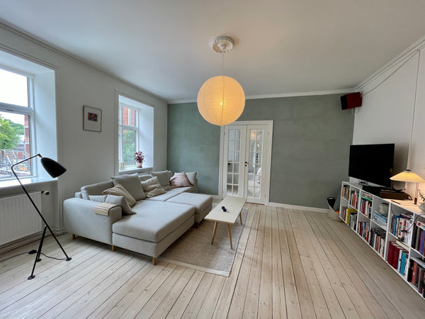 Bright, spacious (103 m2), and newly renovated apartment in the heart of the vib Copenhagen, Denmark Spacious and charming apartment near everything Entire rental unit vacation rental 36997117
