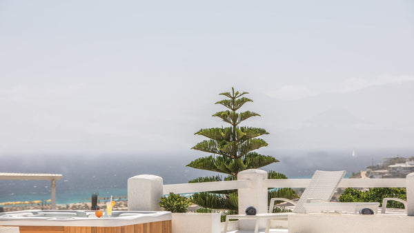 THE CALENDAR IS NOT UPDATED!<br />Please scroll down the page and choose CONTACT  Naxos Relaxing Villa with jacuzzi  for 6 Entire home vacation rental 36154352