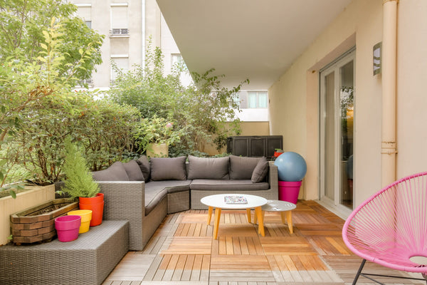 Superb bright apartment with terrace. Close to Jean Macé (Metro, bus, tram). In  Lyon, France Nice apt recently refurbished - Center of Lyon Entire rental unit vacation rental 39071626