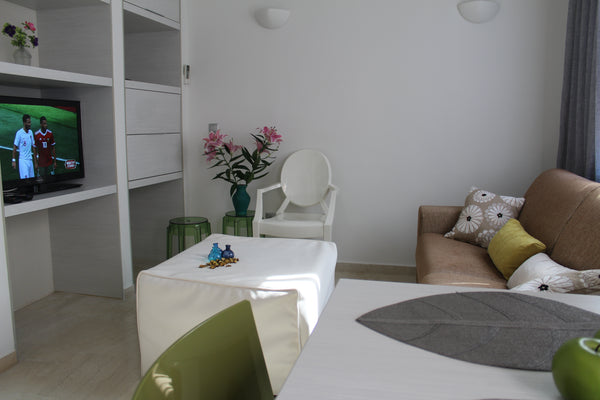 A welcoming studio combining the history of the old town of Rethymno with all th Rethimnon, Greece Myron suite old town Entire rental unit vacation rental 24937944