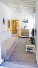 <b>The space</b><br />Our traditional Cycladic House is located in the medieval   Dora's House Cycladic home vacation rental 49982576