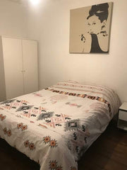 Appartement de charme 3 pièces très bien équipé avec code et digicode, très bien Paris, France Bel appartement PARIS-Gare du Nord Entire rental unit vacation rental 28399467