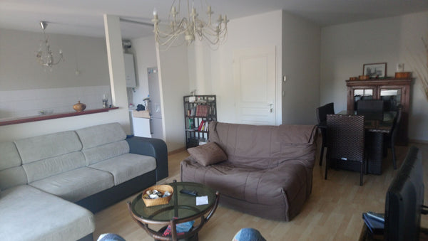 Oubliez vos soucis dans ce logement spacieux et serein. Bordeaux, France Chambre dans bel appartement avec parking Private room in condo vacation rental 53302642