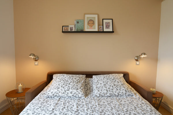 Close to the metro, central and historical district, lots of typical restaurants Paris, France PIVOINE-Studio-City-Ensuite with Bath Entire rental unit vacation rental 1461788