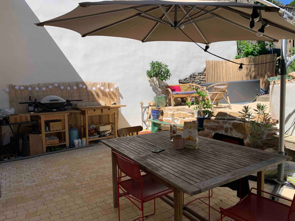 Venez séjourner à Lyon, au calme dans un quartier en bords de Saône.<br />Charma Lyon, France Maison de charme en bords de Saône Entire townhouse vacation rental 635135945641766247